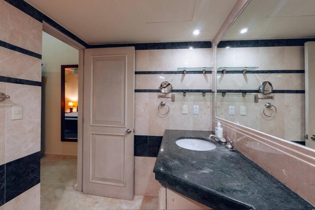 Ferienwohnung Departamento Con Jacuzzi Privadoyvista A La Marina Puerto Aventuras Exterior foto